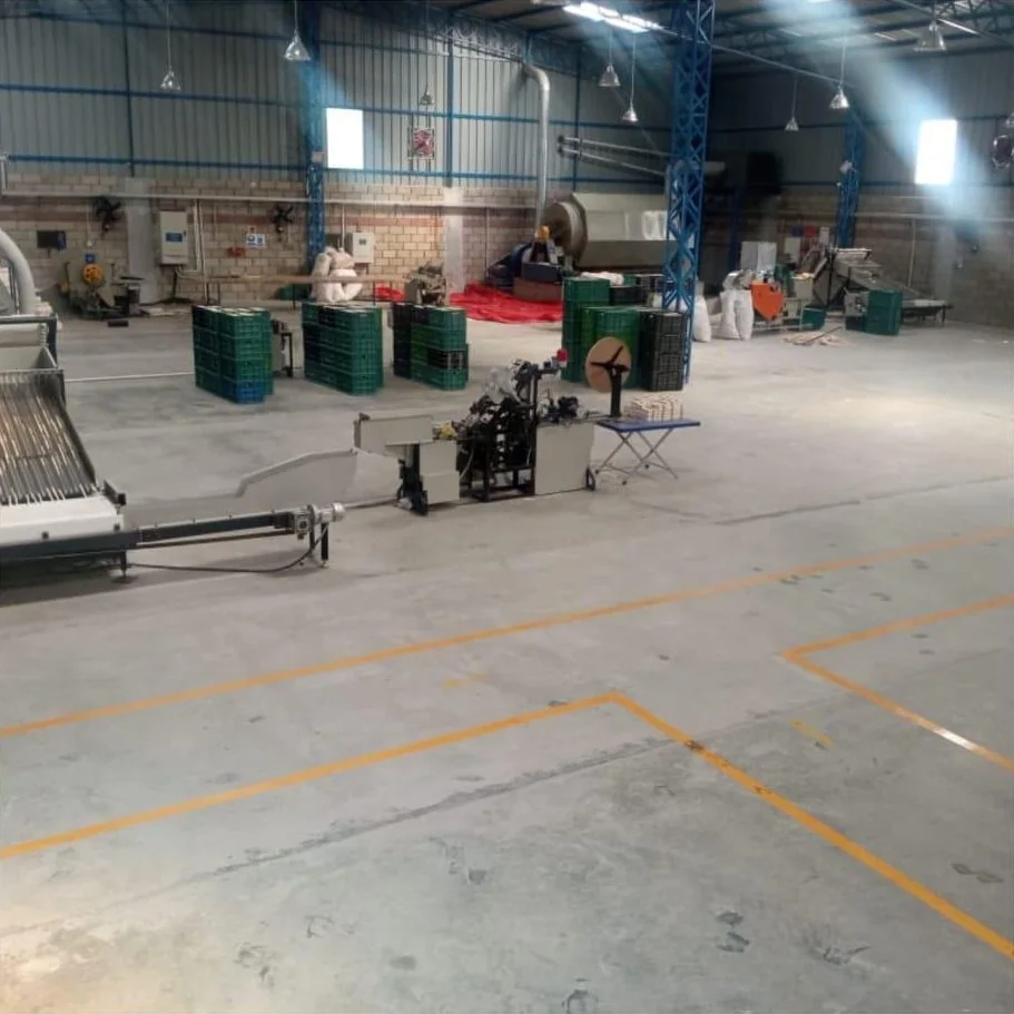 The Albizco production floor in Hub